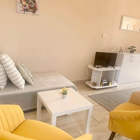 Lelle -Kert Apartman 03 발라톤엘 외부 사진